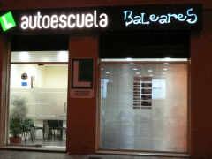 Foto 325 vehculos en Valencia - Autoescuela Baleares