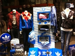 Escaparate zona5 adidas 2011