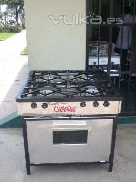 Cocina industrial de 04 hornillas con horno gigante