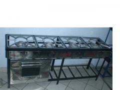 Cocina industrial de 04 hornillas con horno