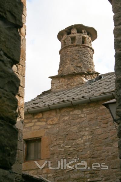 Antigua chimenea de Banaguas