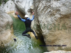 Avalancha.Deportes de Aventura