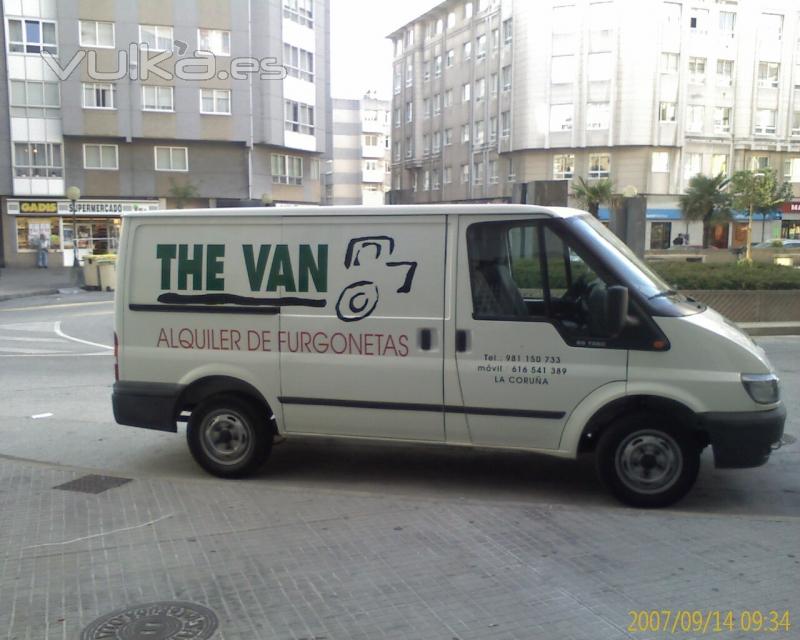 Ford Transit 6 m3  250 largo X 150 alto X 180 ancho