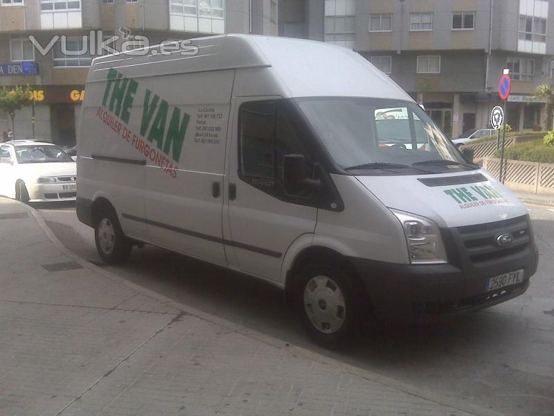 Ford Transit 12 m3  320 largo X 185 alto X 180 ancho