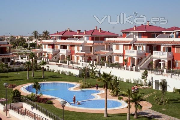 Urbanizacin Zeniamar. Apartamentos en la playa en Orihuela Costa. TM Grupo Inmobiliario