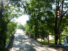 PUENTE ROMANO CON SEMAFOROS (PONTEAREAS)