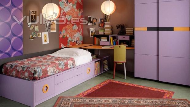 Muebles juveniles de color lila del catalogo Aire