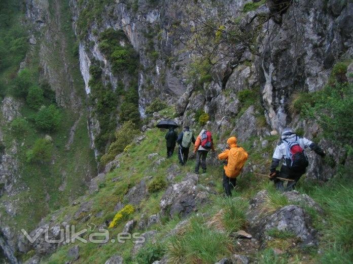 Senderismo en la Ruta alta del Cares (Canto Mabro)