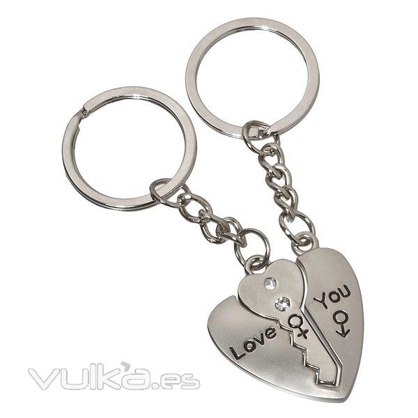 Gifts. Llavero doble corazn con llave en lallimona.com