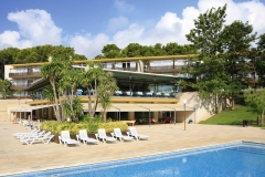 Piscina aparthotel comtat sant jordi