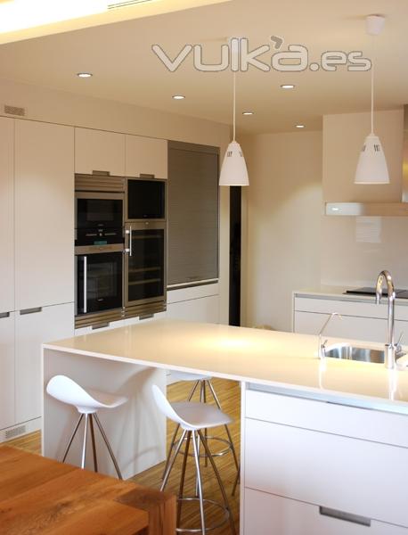 Iluminación LED residencial. Cocina en vivienda en Barcelona