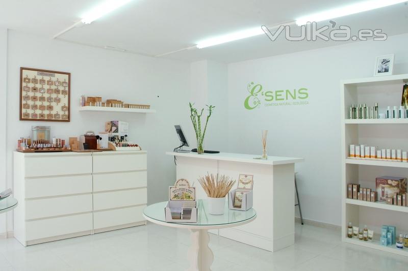 www.esensbiocosmetica.com