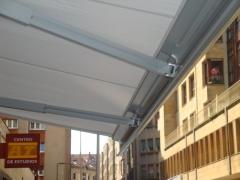 Toldo modelo mesabox