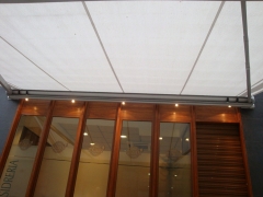 Toldo modelo mesabox