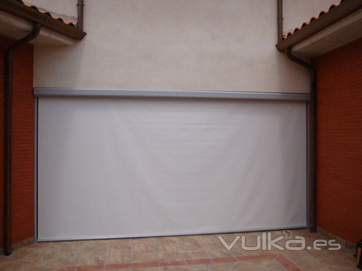 TOLDO MODELO VERTICAL