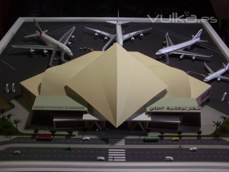 Maqueta de la Terminal Internacional del Aeropuerto de Nouakchott (Mauritania).