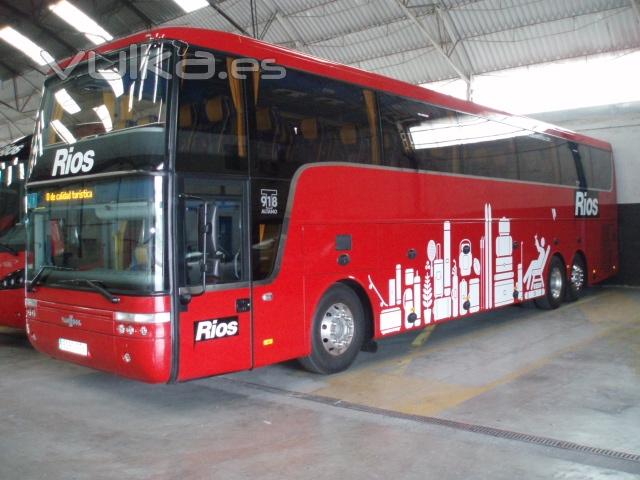 Autocares Rios. Bus de 68 plazas.
