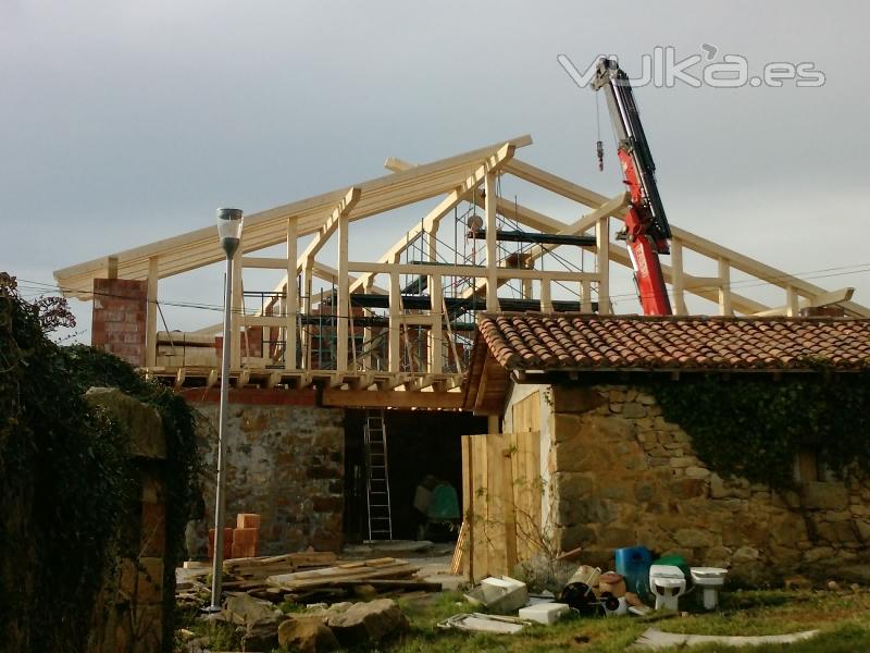 Estructura de madera auto-portante