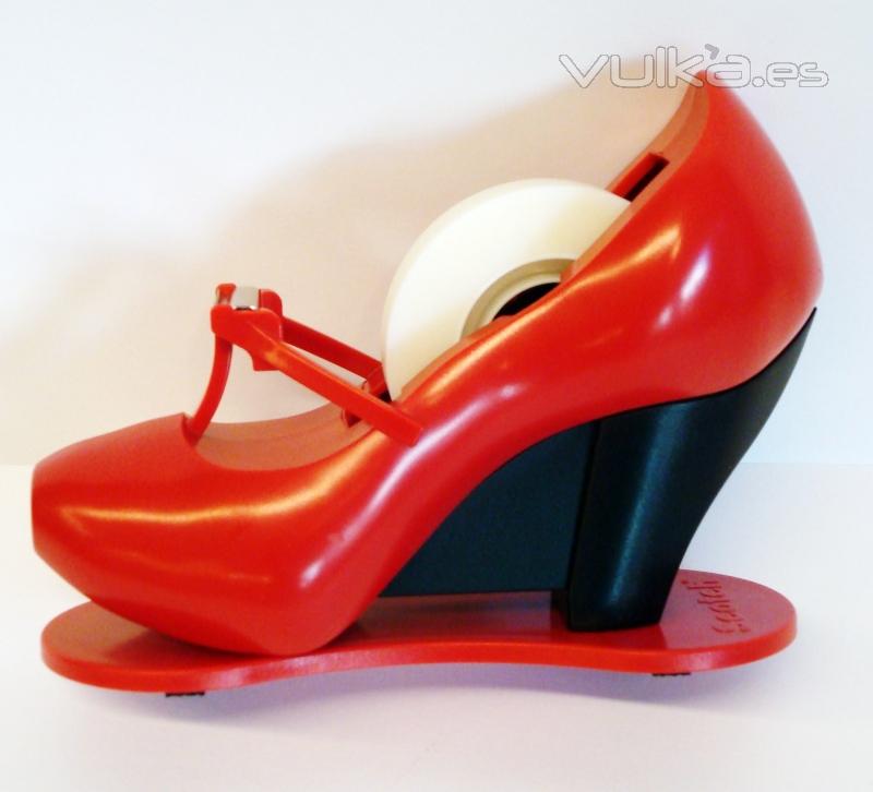 quieres este bonito zapato porta celo?por compras superiores a 20EUR entra en www.lupass.net