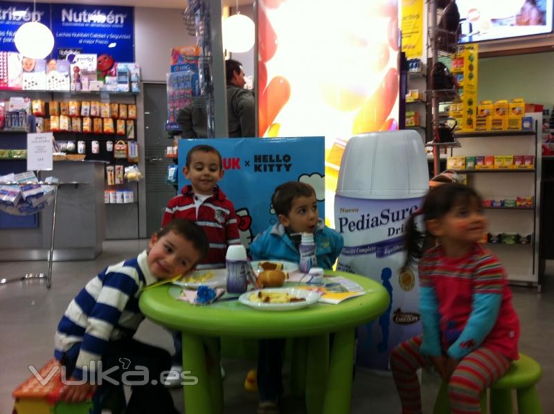 Asi fue nuestra MERIENDA PEDIASURE GRATIS EN FARMACIA DAZA. UN XITO!!