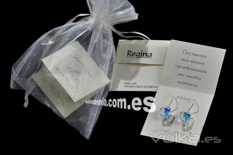 Pendientes flor realizado con SWAROVSKI ELEMENTS