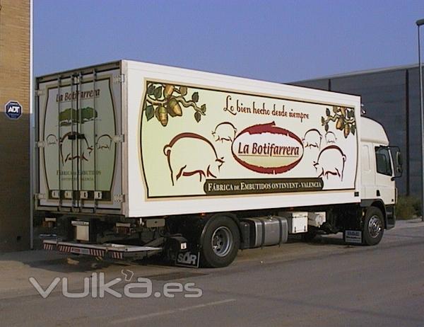Rotulacin integral caja camion La Botifarrera - Vinilo impreso laminado
