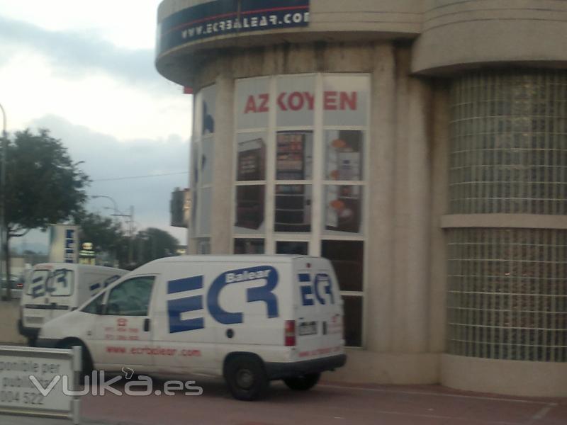 Nuevas oficinas de ECR Balear, Distribuidor exclusivo AZKOYEN en Baleares, en la Avda. 16 de Julio, 