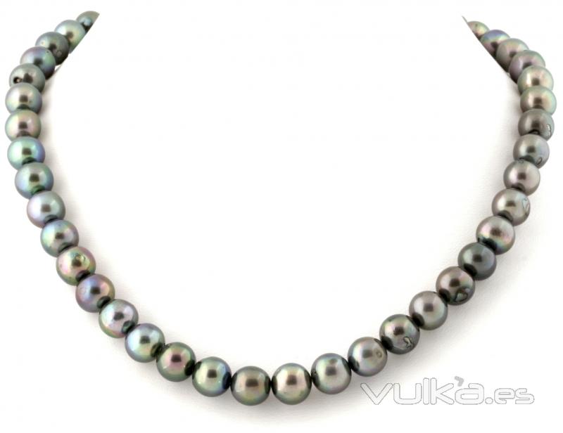 Hilo 40cm. Perla cultivada AAA gris 8,5-9mm. 24,50EUR. Puede tambin personalizar su collar
