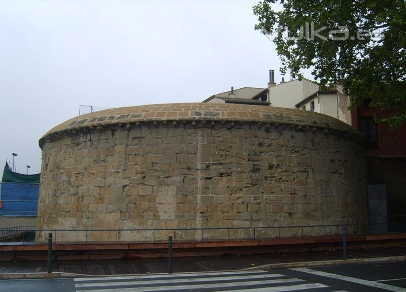 Murallas del Revellin. Reconstruccion del bocel de remate de la muralla