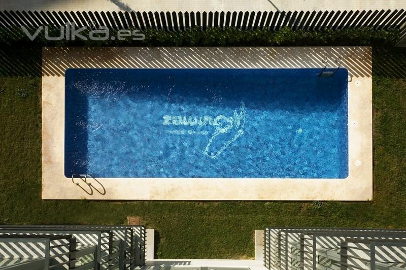 Piscina apartamentos Benicasim vista desde el ático