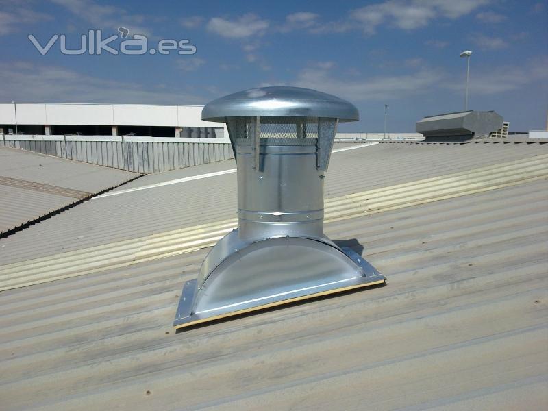 Extractor de aire para tejado inclinado