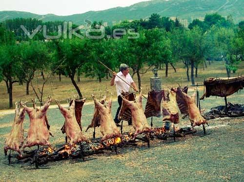 CORDEROS AL ASADOR