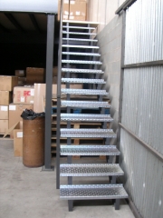 fabricación de escaleras a medida