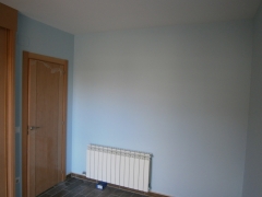 M18 olimpia  pared azul y techo blanco. mate acrlico lavable, interior-exterior. gran blancura y f