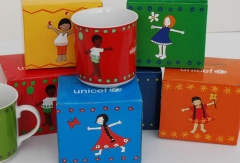 ilustración y packaging para tazas Unicef