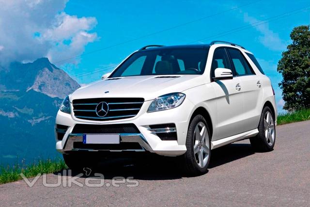 Nuevo Mercedes Clase M de la flota de alquiler de Daperton Premium