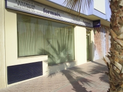 Fachada exterior academia formaes