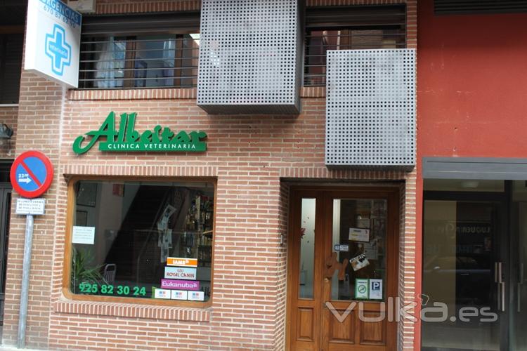 Fachada de la Clnica Veterinaria Albeitar-Talavera