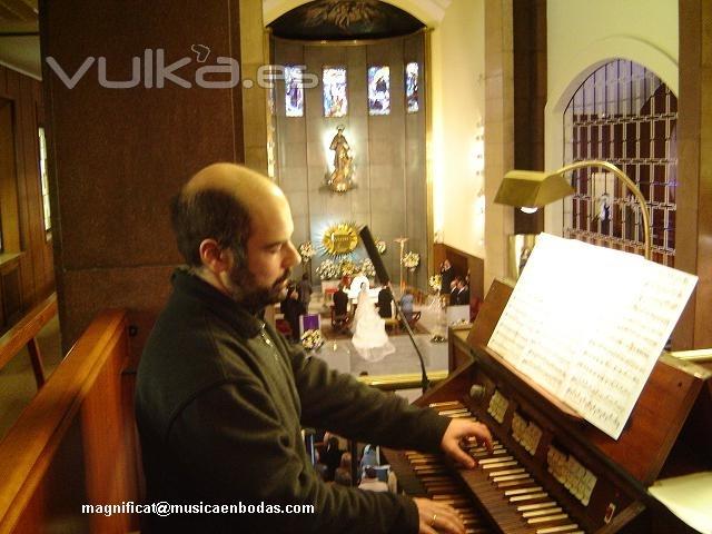 Boda en la Parroquia de Santa Gema (Madrid)