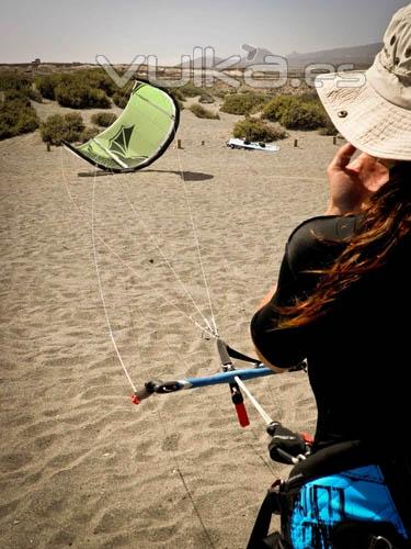 Teoria de levantar el kite en la arena por uno mismo.....