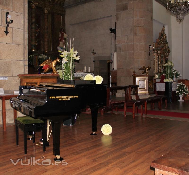 Pianistaeventos en la Iglesia parroquial de Órdenes
