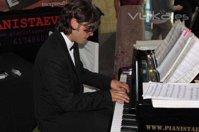 Pase musical de Pianistaeventos en Expobec 2011