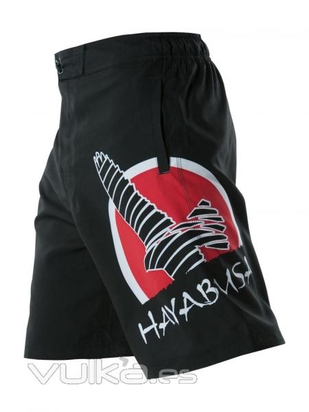 Bermudas short Hayabusa ideal para llevar como ropa casual, ropa de entrenamiento de del gimnasio.