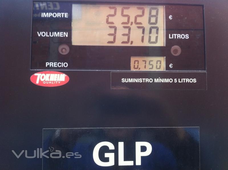 1 litro de AUTOGAS GLP  0,75 EUR iva incluido