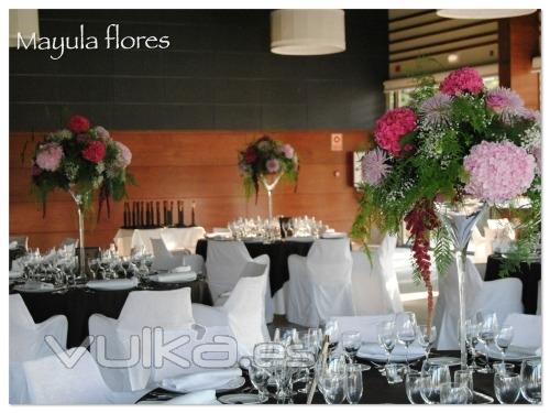 Vista general del salón de la finca sansui en Zaragoza decorado por Mayula flores