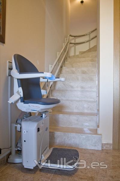 SOCIUS: Silla salvaescaleras - www.validasinbarreras.com