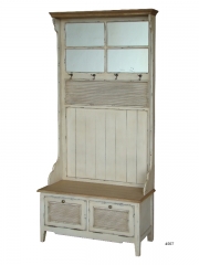 Mueble de recibidor, con perchero espejo y dos cajones. es de madera de fresno decapada y abedul.