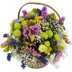 Flores silvestres en una cesta con estilo. enve estas flores a domicilio. regale flores