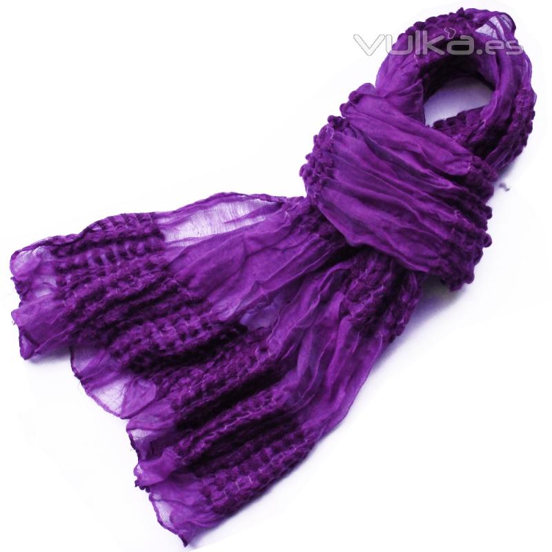 Pashmina morada de algodon con detalles en lana