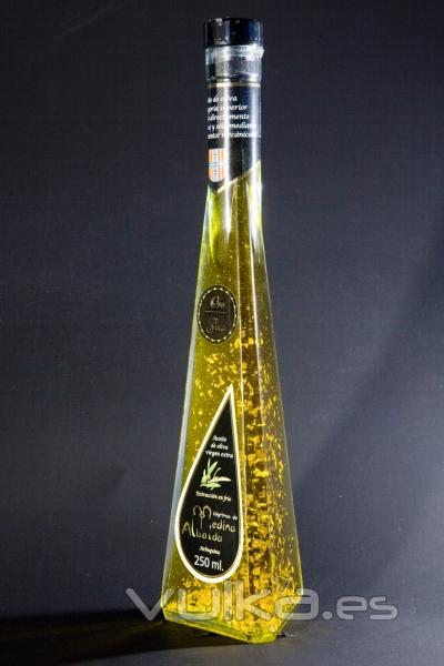Aceite de oliva vrgen extra 100% arbequina oro Lgrimas de Medina Albaida. Agroindustrial Ayerbe.